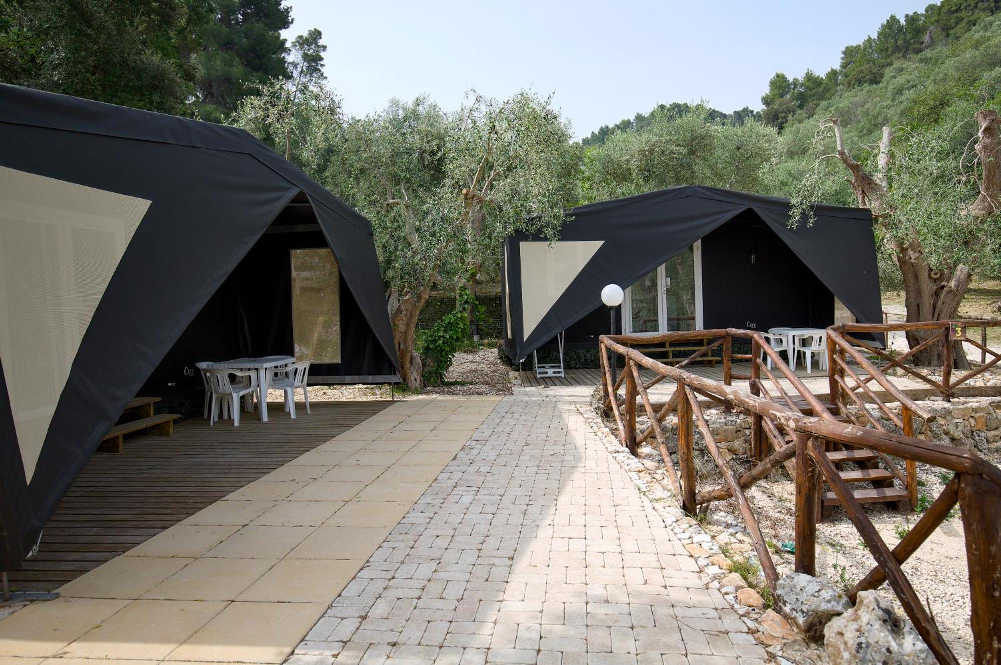Village Valle D'Oro Aparthotel San Menaio Exterior foto